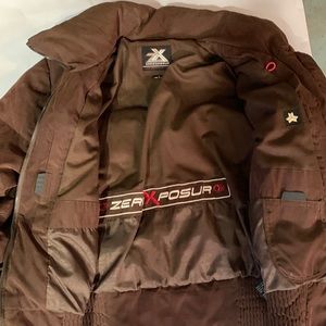 Zeroxposur coat size L brown color